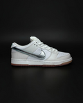 Nike SB Dunk Low Diamond