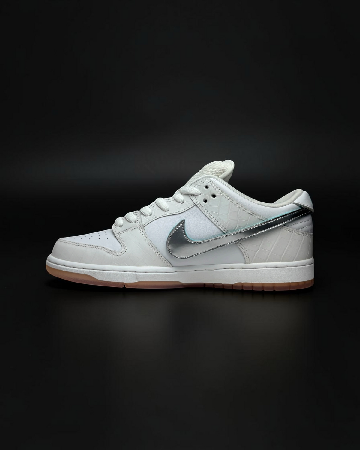 Nike SB Dunk Low Diamond
