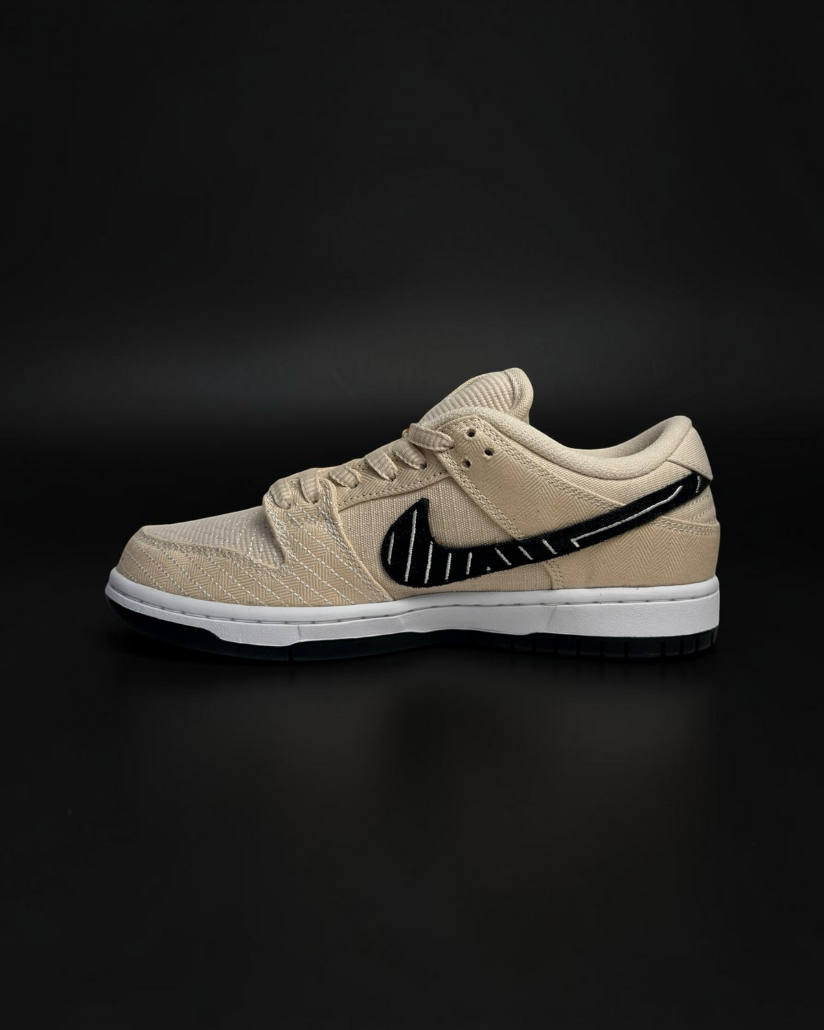 Nike SB Dunk Low Pro Albino & Preto