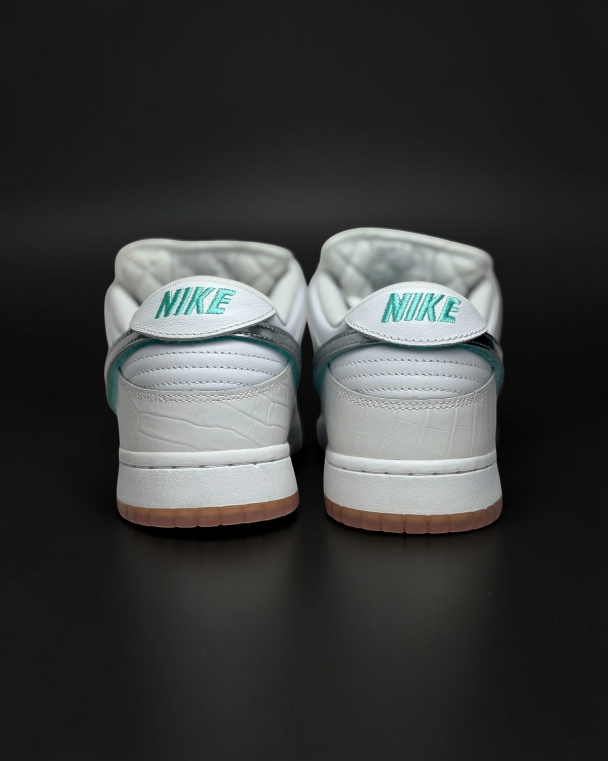 Nike SB Dunk Low Diamond